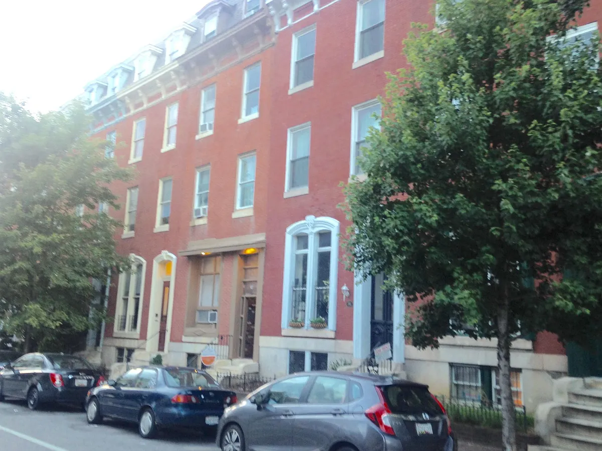 Building Photo - 32 E Preston St #B
