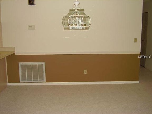 3rd image of 403 La Jolla Ave