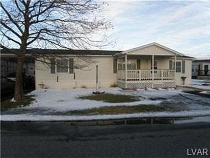 2nd image of 153 Bentwood Cir