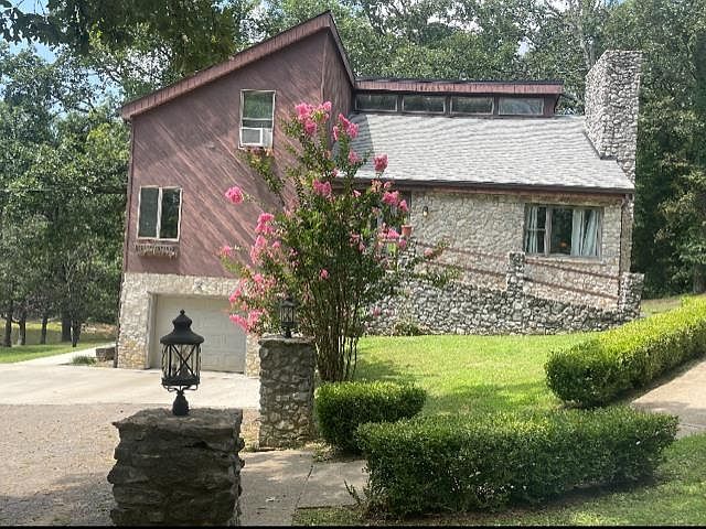 1st image of 3565 Greenville Hopkinsville Rd