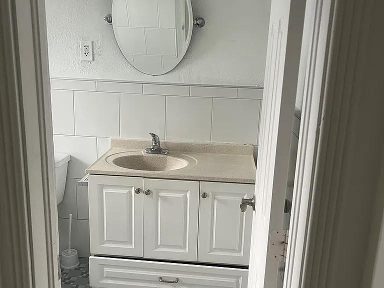 SW 74th Ct — Photo 8