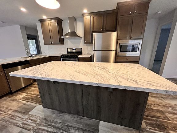 2nd image of 13284 Winding Creek Dr #720