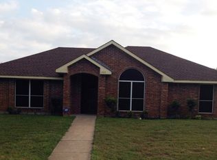 1323 Royal Oak Dr, Desoto, TX 75115