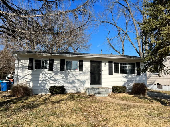 1149 Scott Ave, Saint Louis, MO 63138