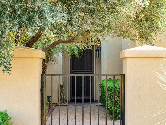 3rd image of 23013 N GIOVOTA Drive