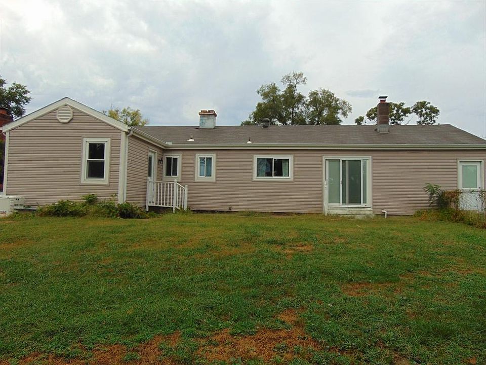 2nd image of 6109 E 136th St