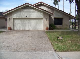 414 Country Club Dr, Alamo, TX 78516