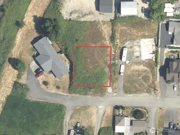 412 Comet Street, Milton, WA 98354