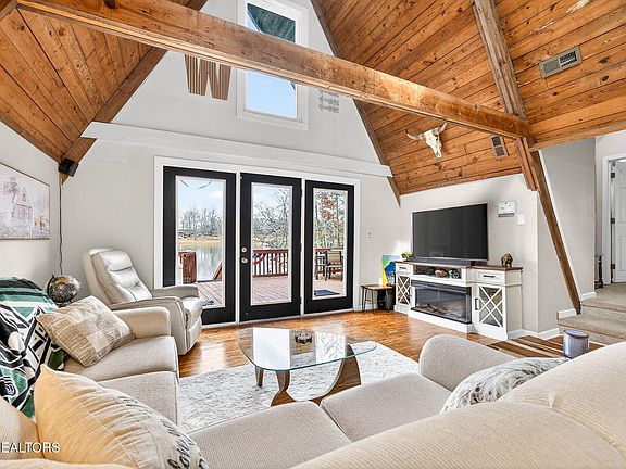 17th image of this home