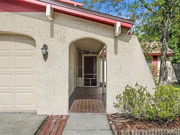 4th image of 7518 Oakvista Cir