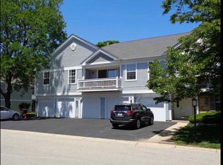 1229 Bradwell Ln APT D, Mundelein, IL 60060