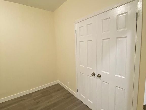 5th image of 2311A Pacific St
