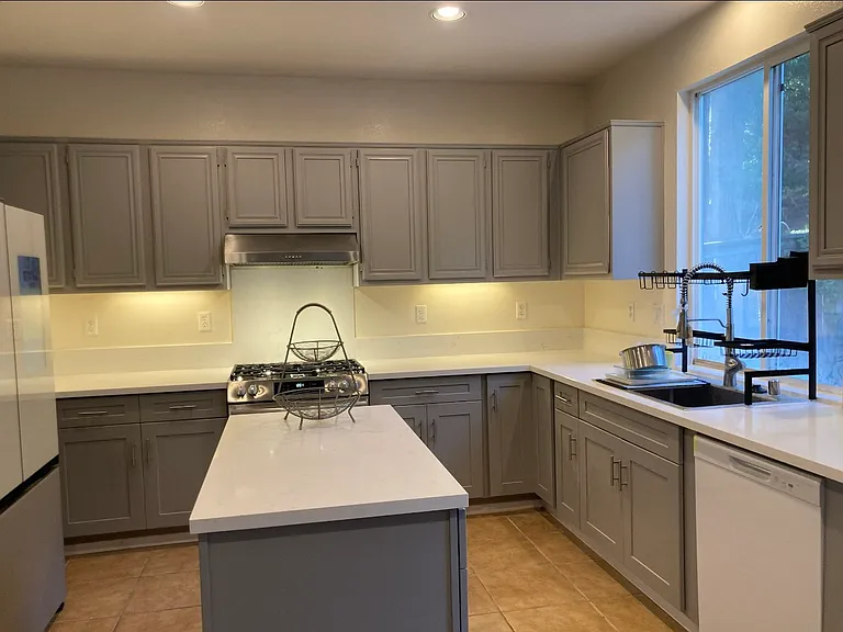 4280 Calle Mar De Ballenas — Photo 3