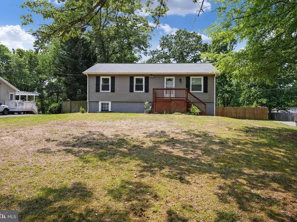 18 Ash Ln, Stafford, VA 22556