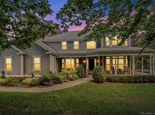 17 Cider Mill Rd, Sandy Hook, CT 06482