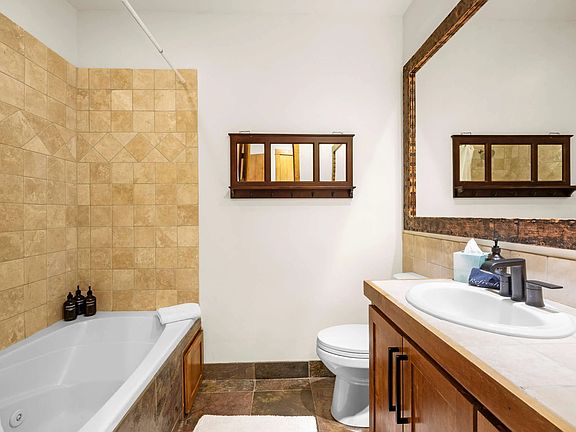 3rd image of 333 Adams Ranch Rd #1402