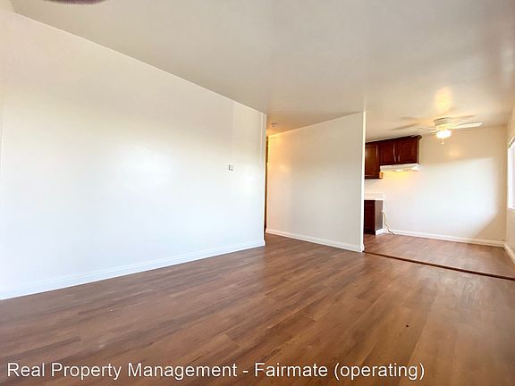 3rd image of 15501 Loukelton St
