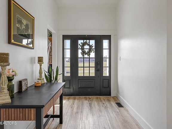 3rd image of 13161 Vonore Rd