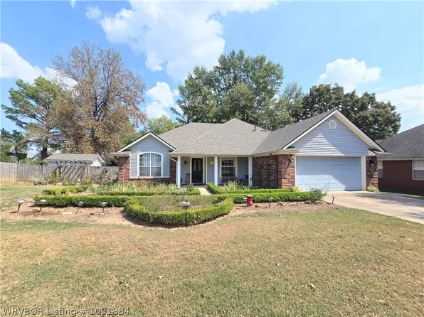9607 Hanover Cir, Fort Smith, AR 72908