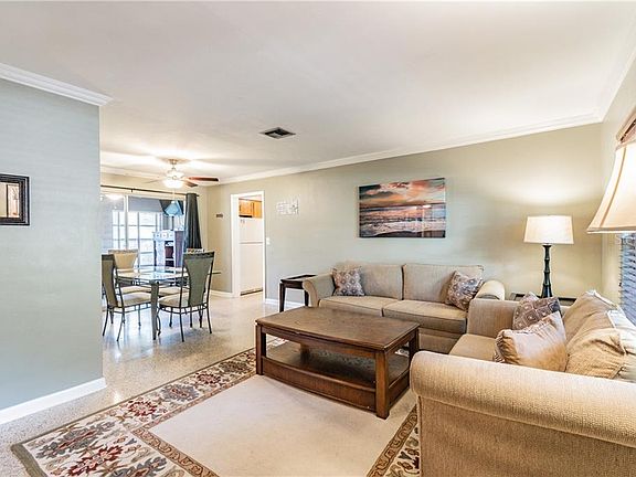 3rd image of 2739 Avocado Dr