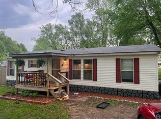 608 Fowler St, Maple Hill, KS 66507