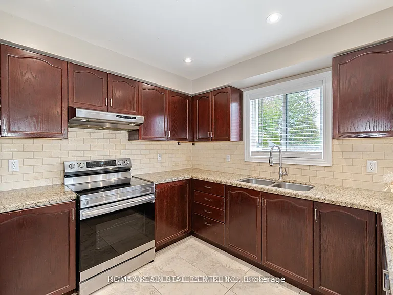 5583 Loonlake Ave — Photo 9