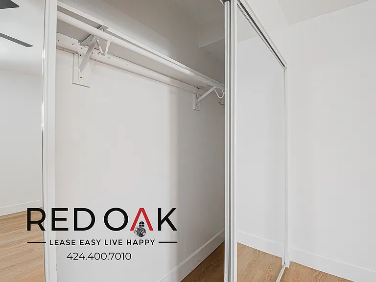 1267 1/2 N Normandie Ave #1267-1/2 — Photo 12