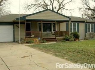 3116 Farmington Rd, Hutchinson, KS 67502