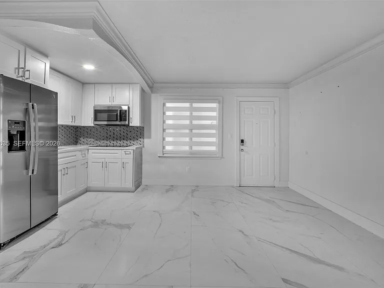 3245 Virginia St #16 — Photo 6