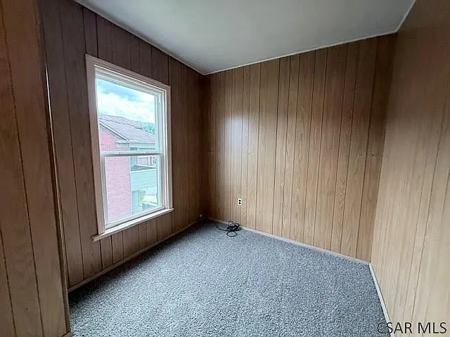 R130 Strayer St — Photo 17