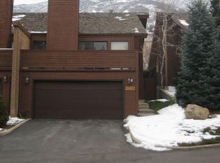 9039 S 3605 E, Cottonwood Heights, UT 84093