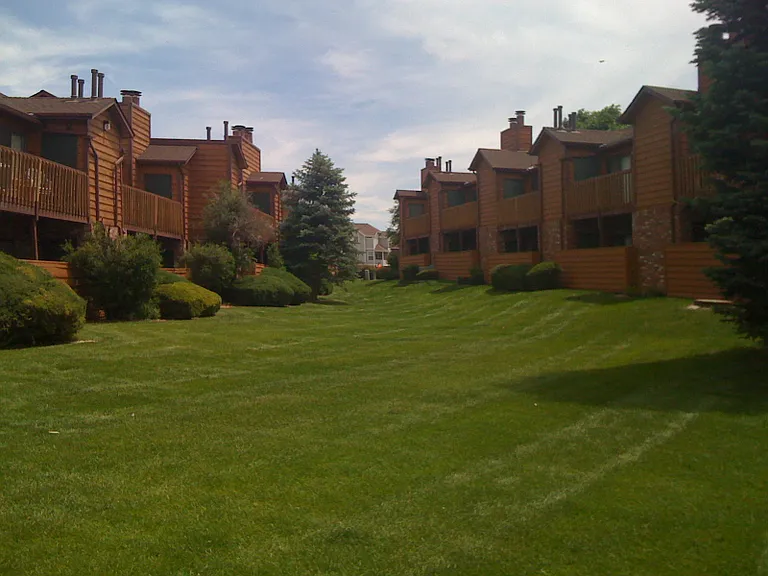 2273 S Buckley Rd #202 — Photo 16