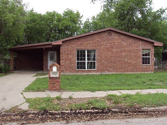 1st image of 1510 E Fordyce Ave