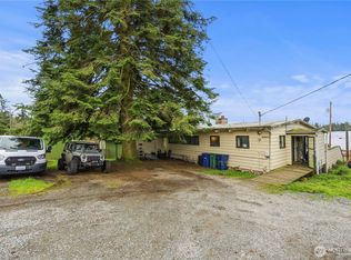 6807 Totem Beach Loop Rd, Marysville, WA 98271