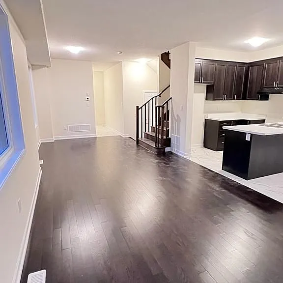 30 Daisy Ln W — Photo 15