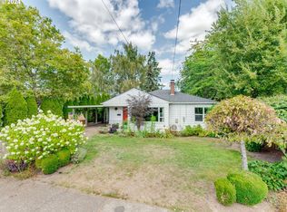 419 NE 14th St, McMinnville, OR