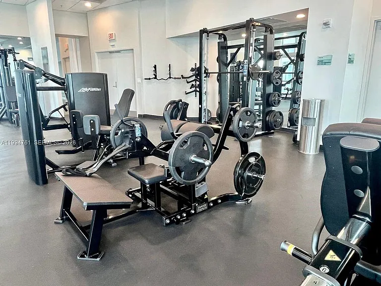 300 S Biscayne Blvd #T-2012 — Photo 32