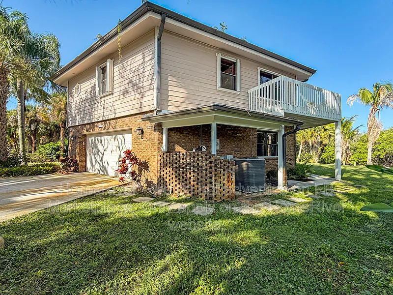 4069 SW Saint Lucie Shores Dr