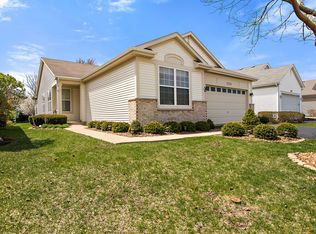 21251 Lily Lake Ln, Crest Hill, IL 60403