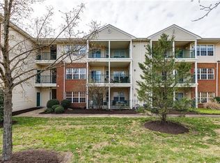 900 Masters Row APT F, Glen Allen, VA 23059
