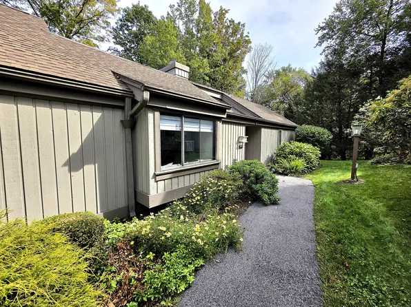 327 Heritage Village #B, Southbury, CT 06488