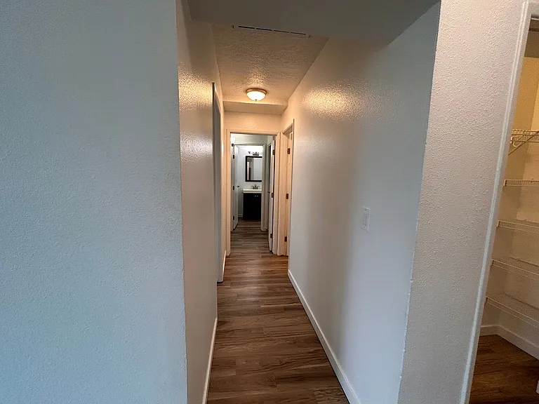 2222 Apartments — Photo 32