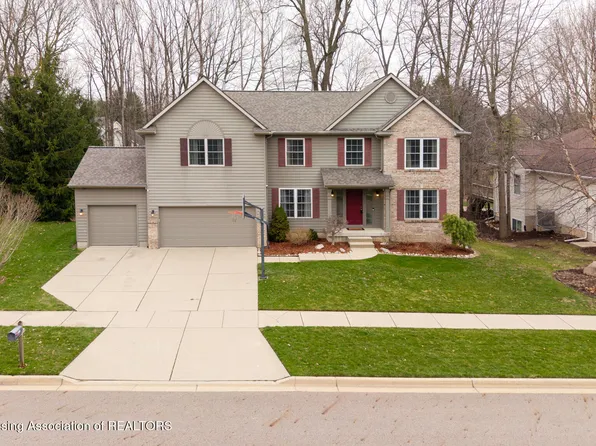 16960 Black Walnut Ln, East Lansing, MI 48823
