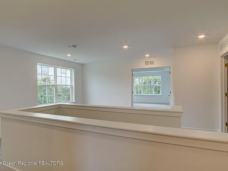 101 Pilot St — Photo 21