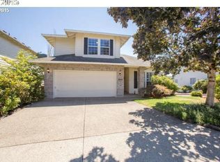 8894 SW Waverly Dr, Tigard, OR 97224