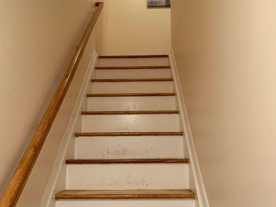1st image of 248 Albourne Ave
