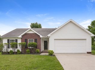1187 Saint Andrews Dr, Murfreesboro, TN 37128