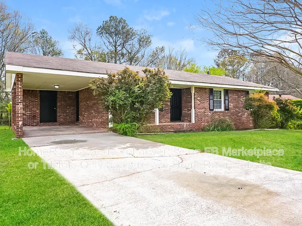 126 Amberwood Ln, Griffin, GA 30223