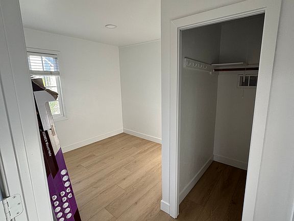 4th image of 1063 20th St