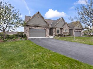 N115W17840 Sawgrass Ct, Germantown, WI 53022